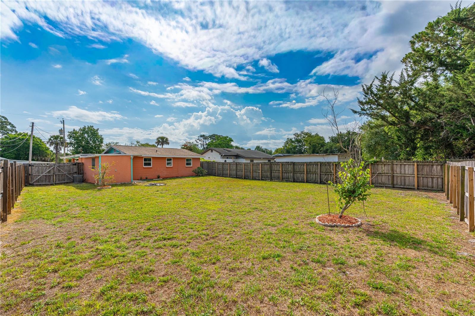 916 FLAGLER AVE, EDGEWATER, FL, 32132