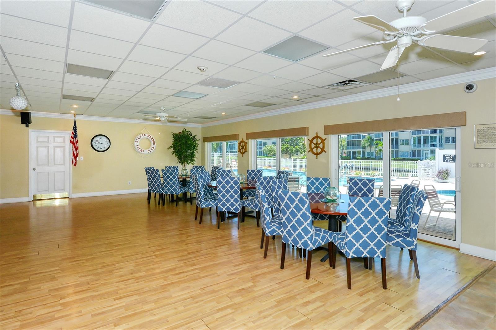 1215 S PORTOFINO DR #107, SARASOTA, FL, 34242