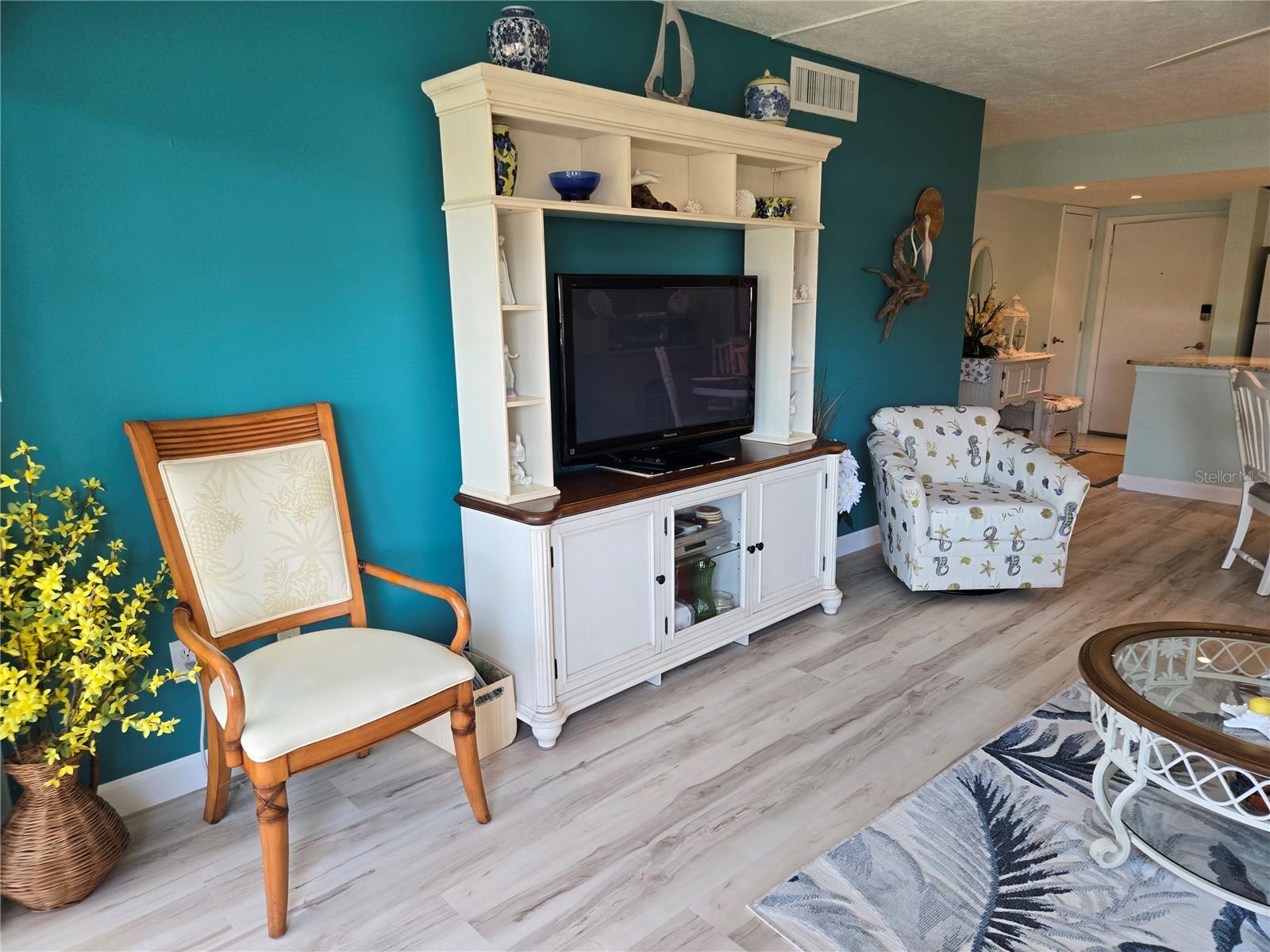 1215 S PORTOFINO DR #107, SARASOTA, FL, 34242