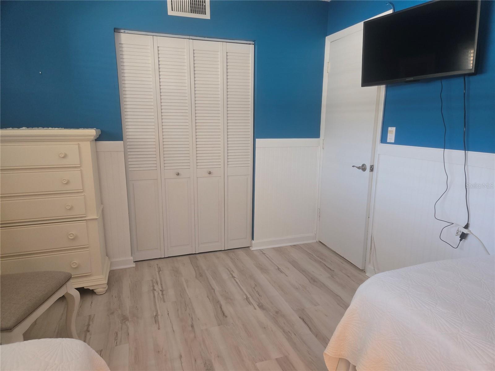 1215 S PORTOFINO DR #107, SARASOTA, FL, 34242