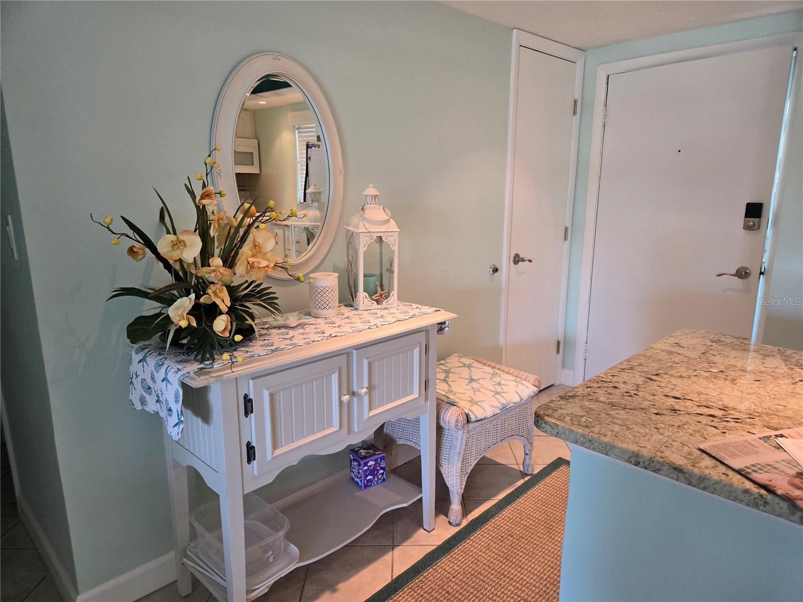 1215 S PORTOFINO DR #107, SARASOTA, FL, 34242