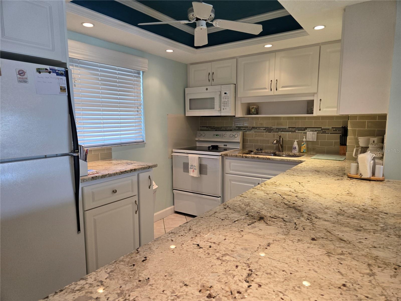 1215 S PORTOFINO DR #107, SARASOTA, FL, 34242