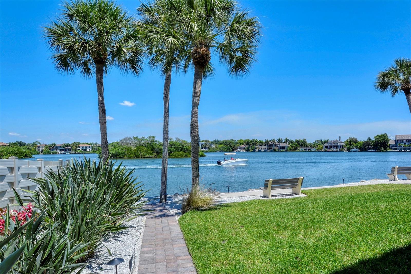 1215 S PORTOFINO DR #107, SARASOTA, FL, 34242