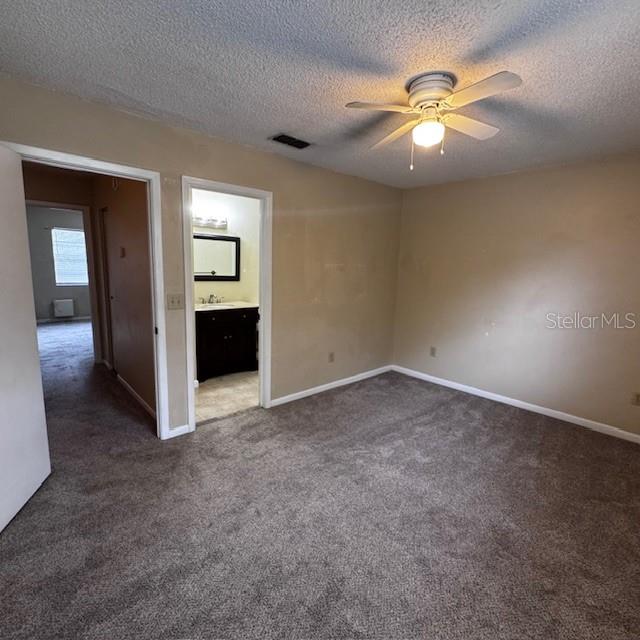 10128 LAKE OAK CIR, TAMPA, FL, 33624
