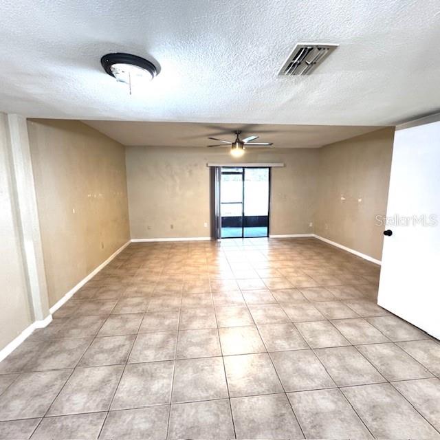 10128 LAKE OAK CIR, TAMPA, FL, 33624