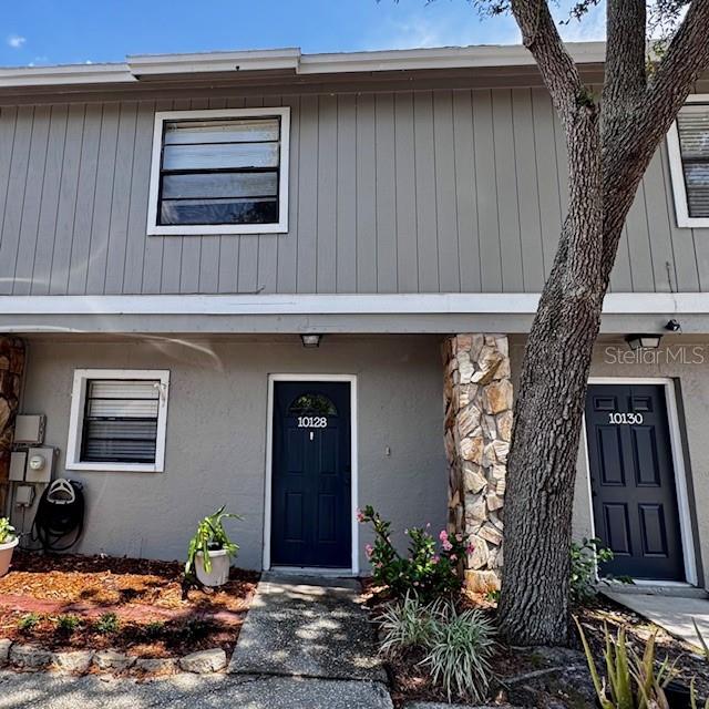 10128 LAKE OAK CIR, TAMPA, FL, 33624