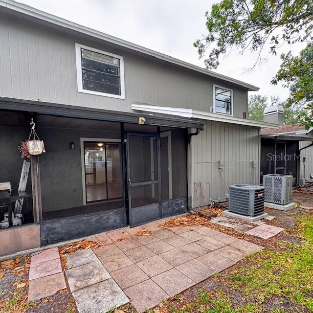 10128 LAKE OAK CIR, TAMPA, FL, 33624