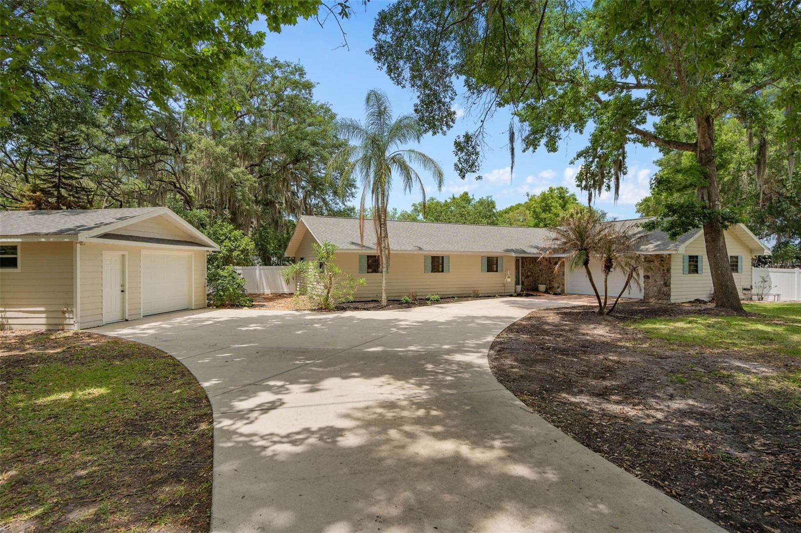18425 STATE ROAD 44, EUSTIS, FL, 32736