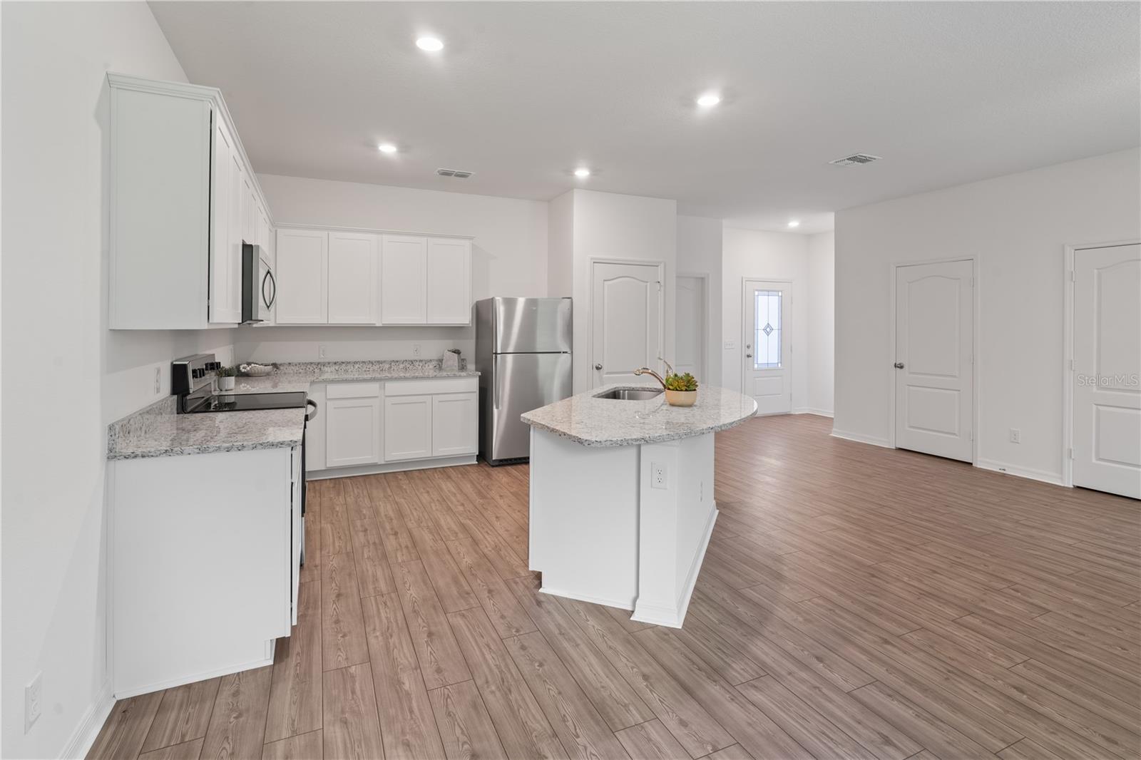 567 BAY LEAF DR, KISSIMMEE, FL, 34759
