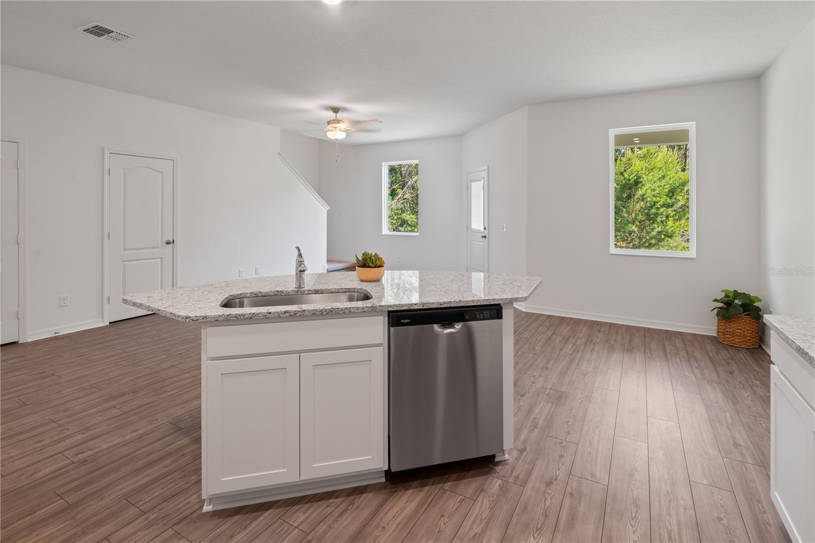 567 BAY LEAF DR, KISSIMMEE, FL, 34759
