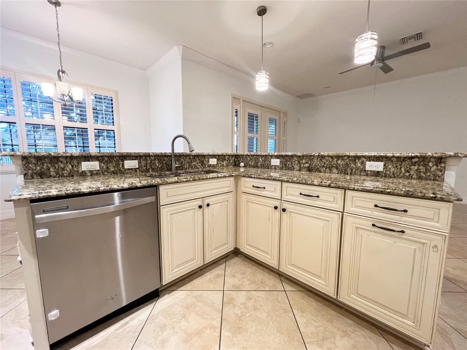 8213 PRESTBURY DR, ORLANDO, FL, 32832