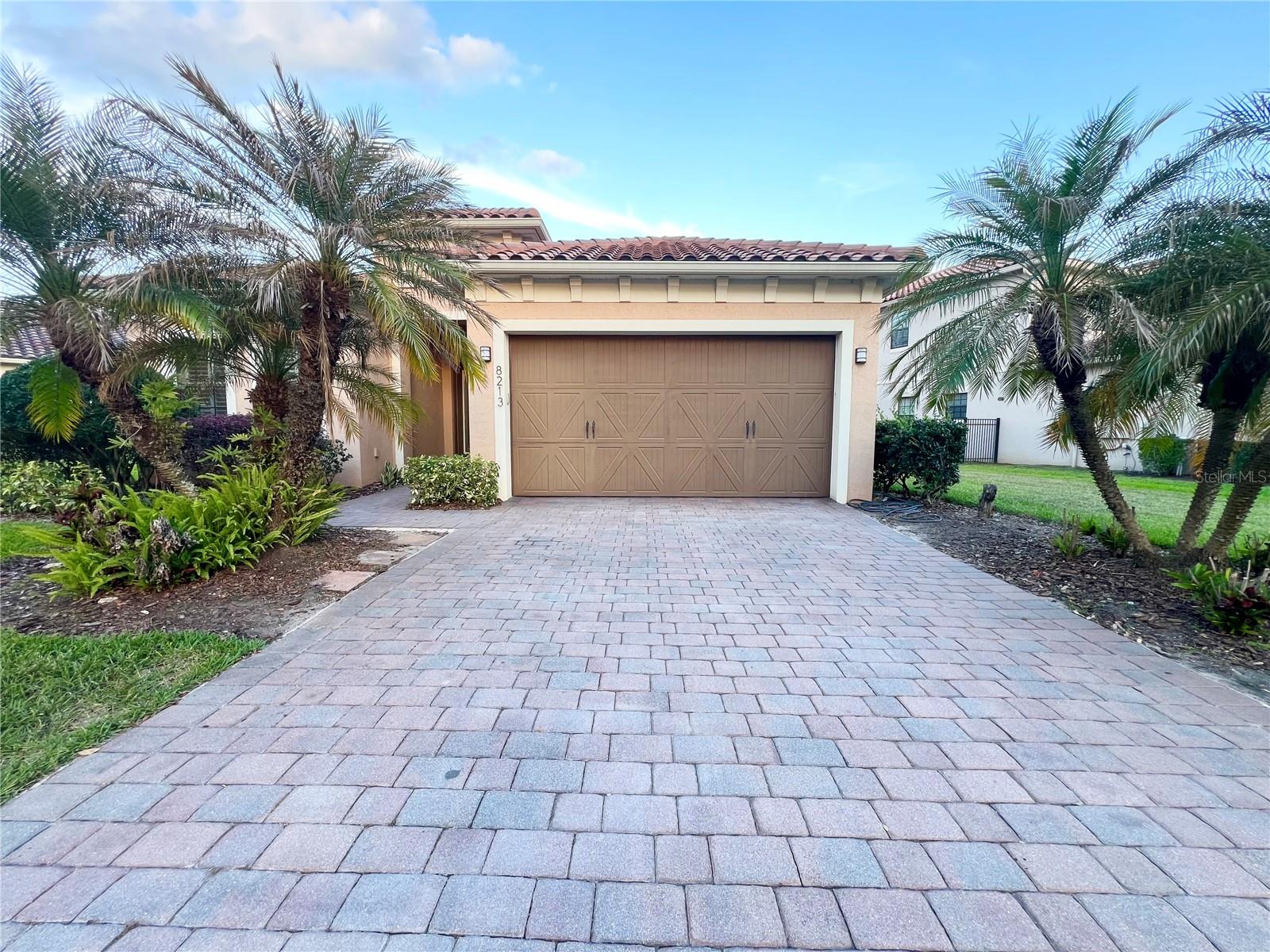 8213 PRESTBURY DR, ORLANDO, FL, 32832