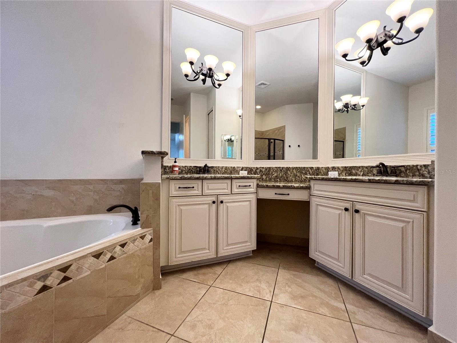 8213 PRESTBURY DR, ORLANDO, FL, 32832