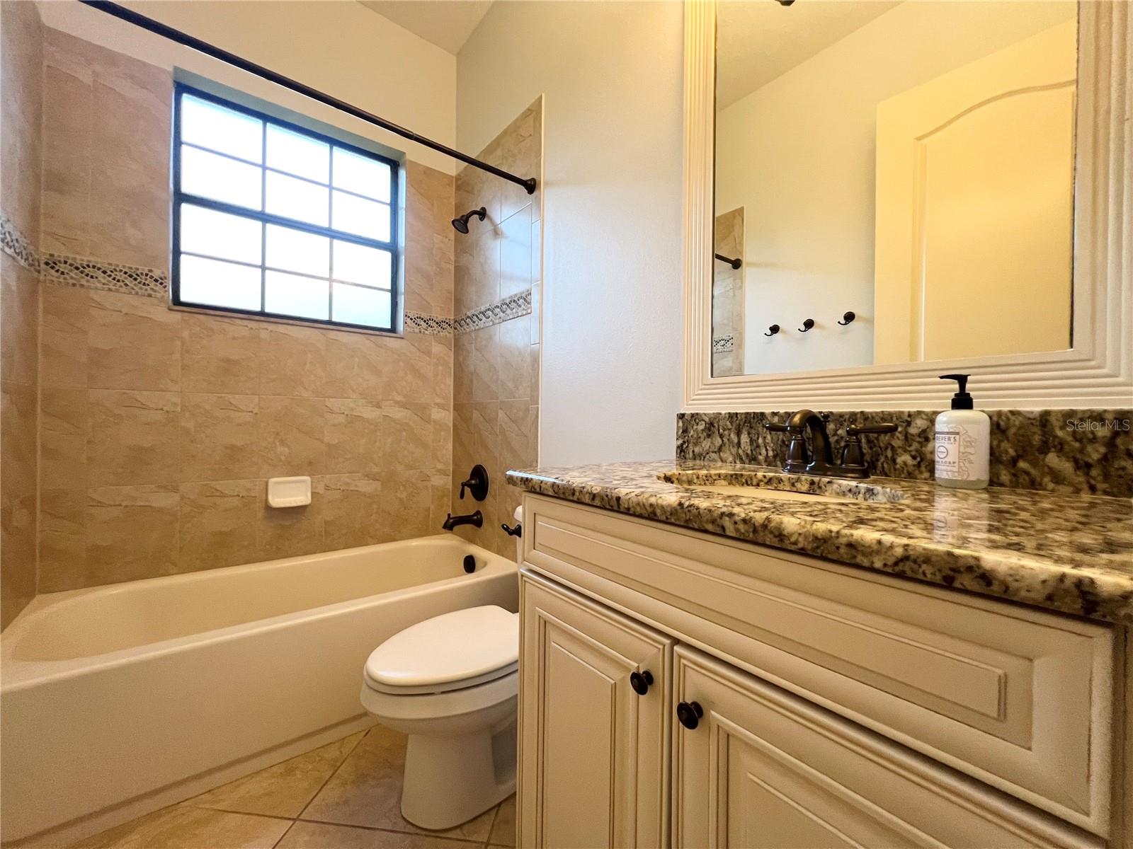 8213 PRESTBURY DR, ORLANDO, FL, 32832