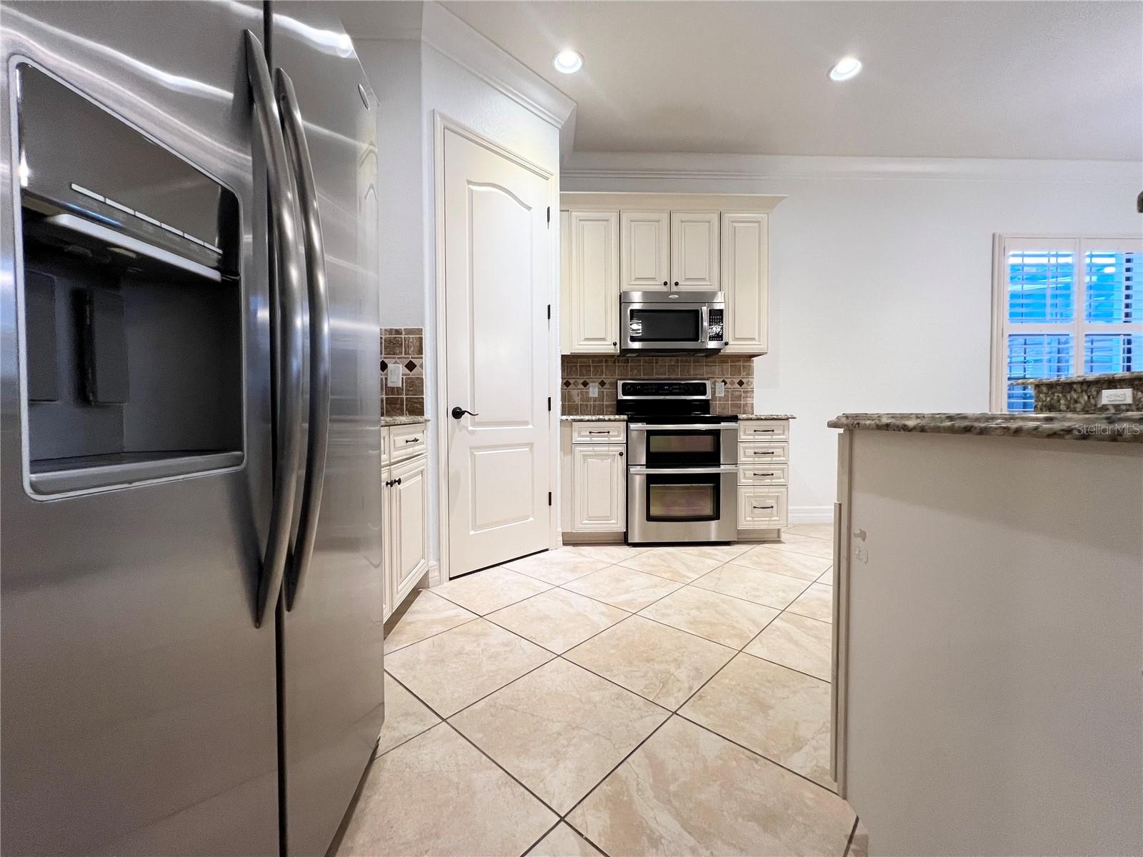 8213 PRESTBURY DR, ORLANDO, FL, 32832