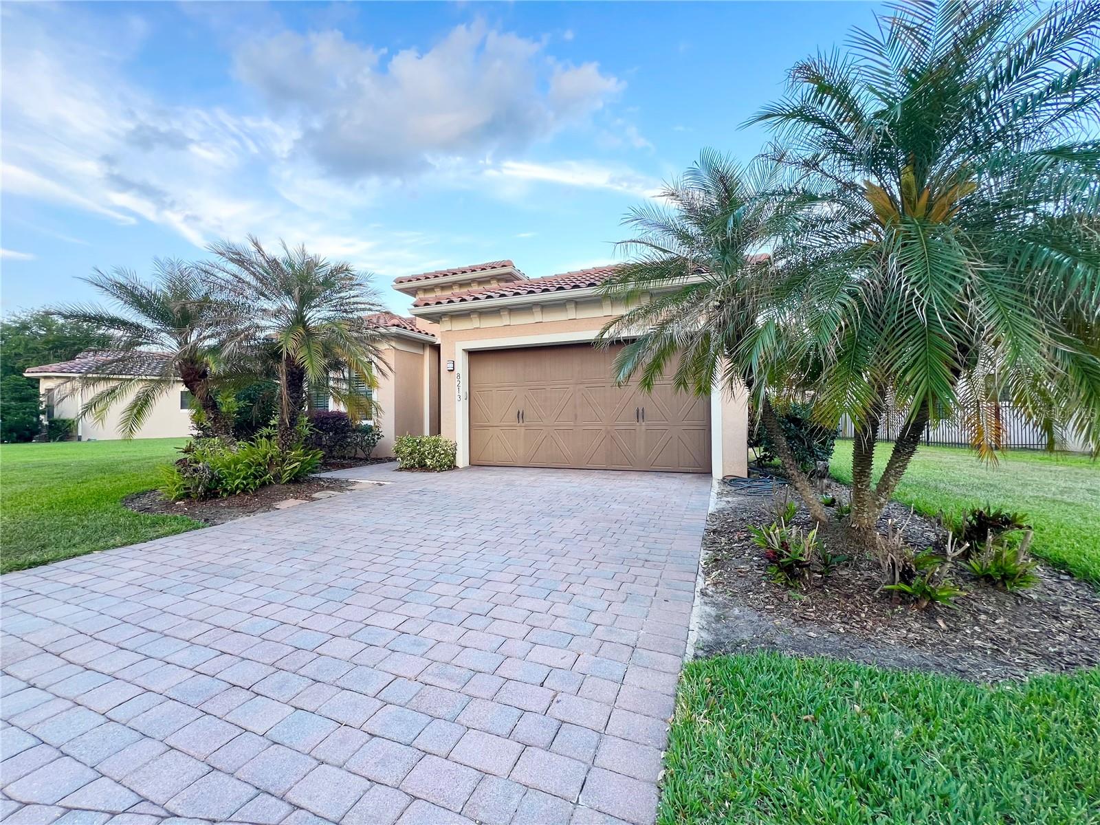 8213 PRESTBURY DR, ORLANDO, FL, 32832