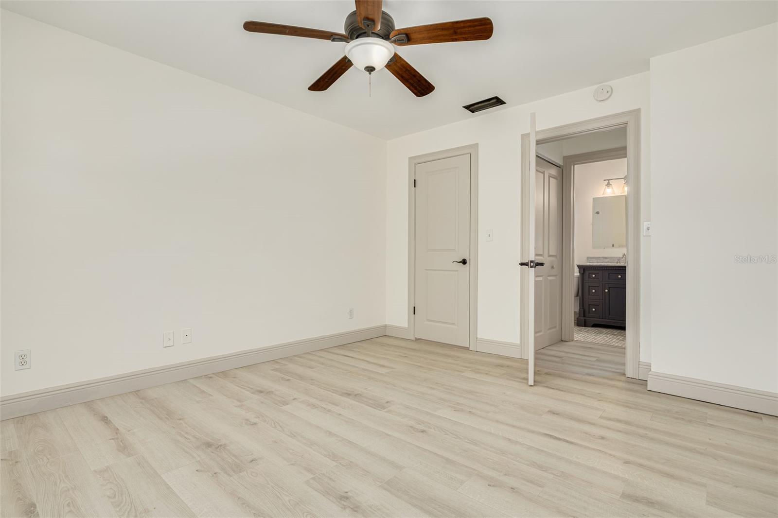 535 32ND AVE N #5, ST PETERSBURG, FL, 33704