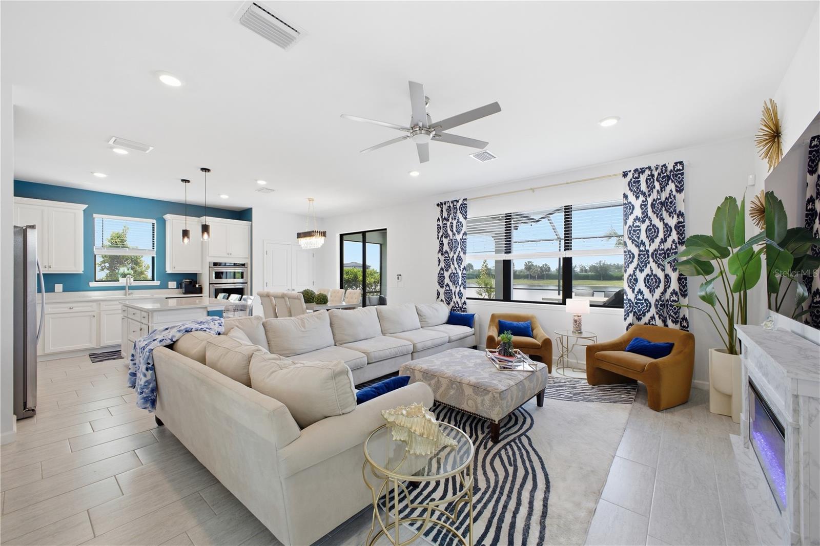16306 PINE MIST DR, BRADENTON, FL, 34211