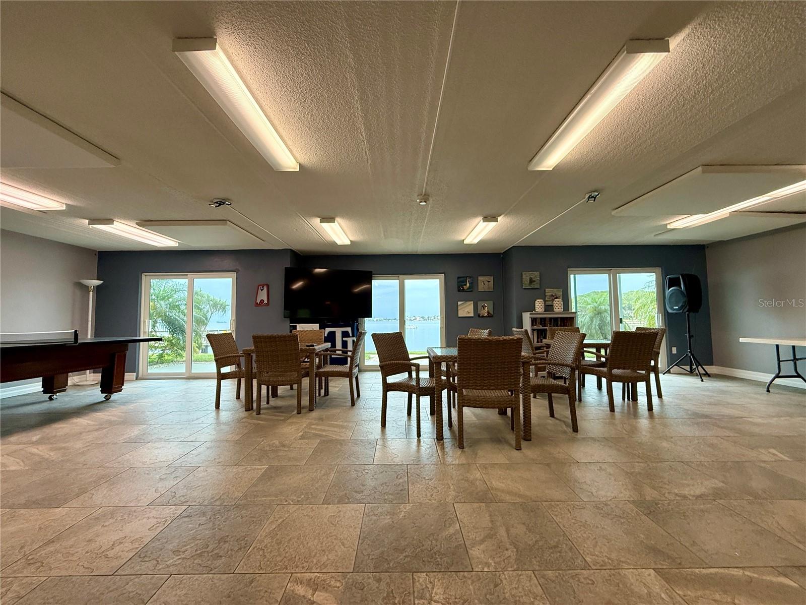464 N PAULA DR #313, DUNEDIN, FL, 34698