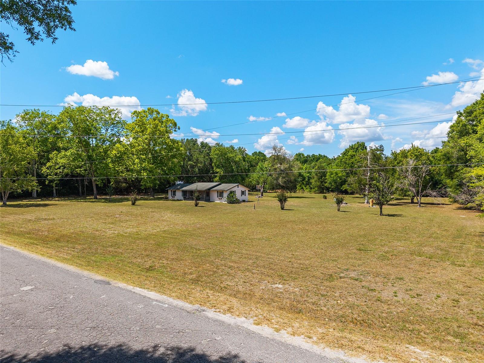 415 SE ADAMS ST, HIGH SPRINGS, FL, 32643