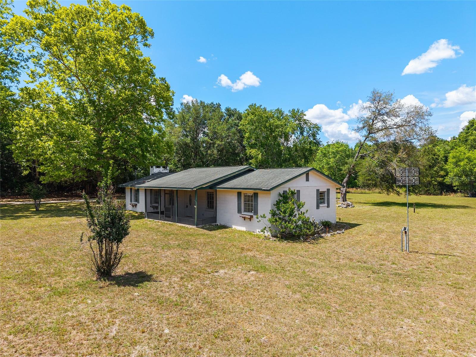 415 SE ADAMS ST, HIGH SPRINGS, FL, 32643