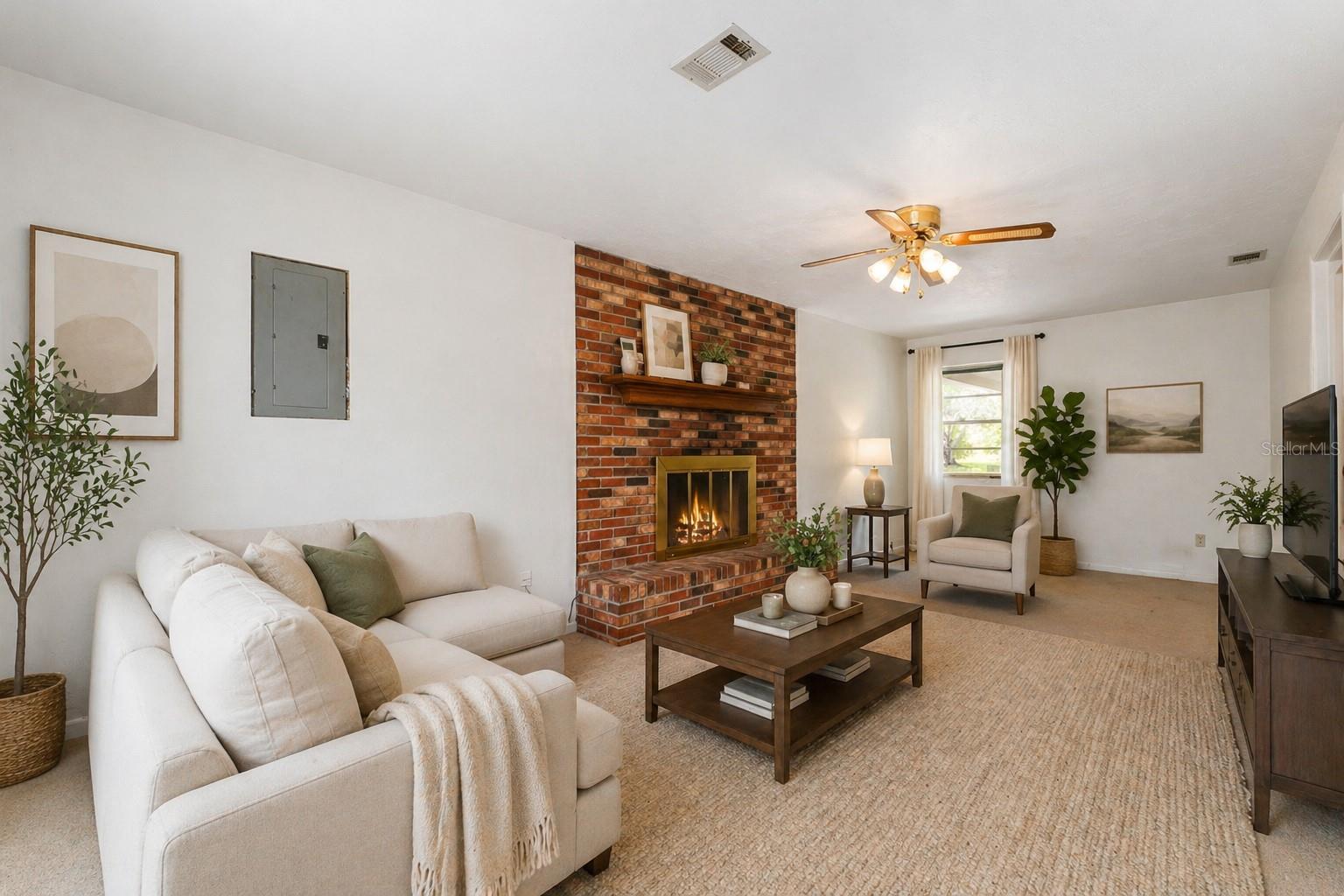 415 SE ADAMS ST, HIGH SPRINGS, FL, 32643