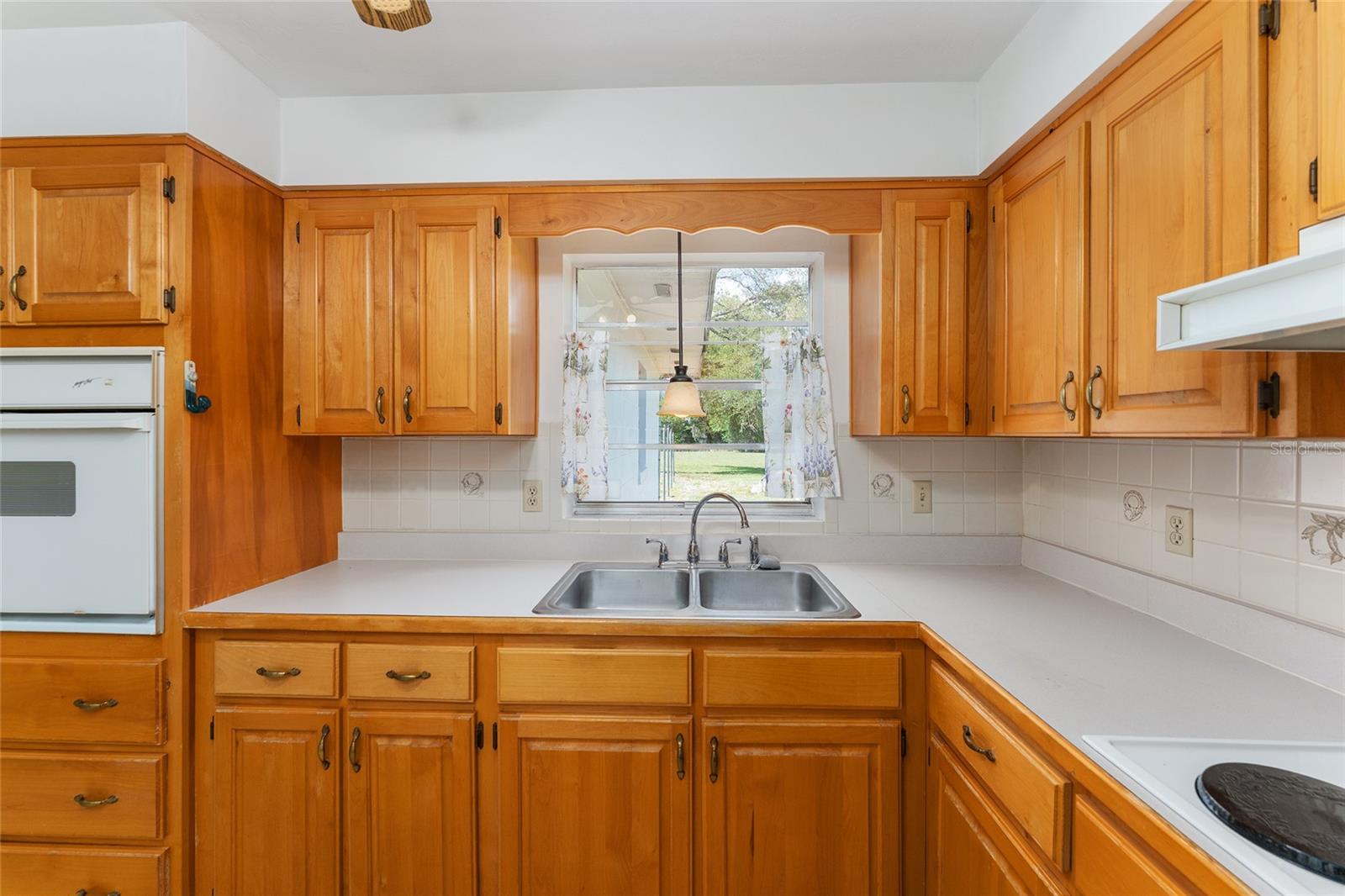 415 SE ADAMS ST, HIGH SPRINGS, FL, 32643