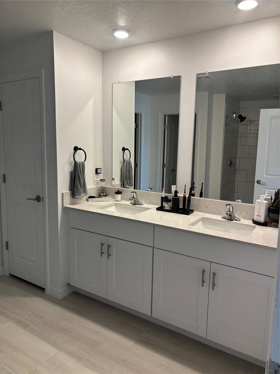8823 SUNSET PARK TRL, PARRISH, FL, 34219