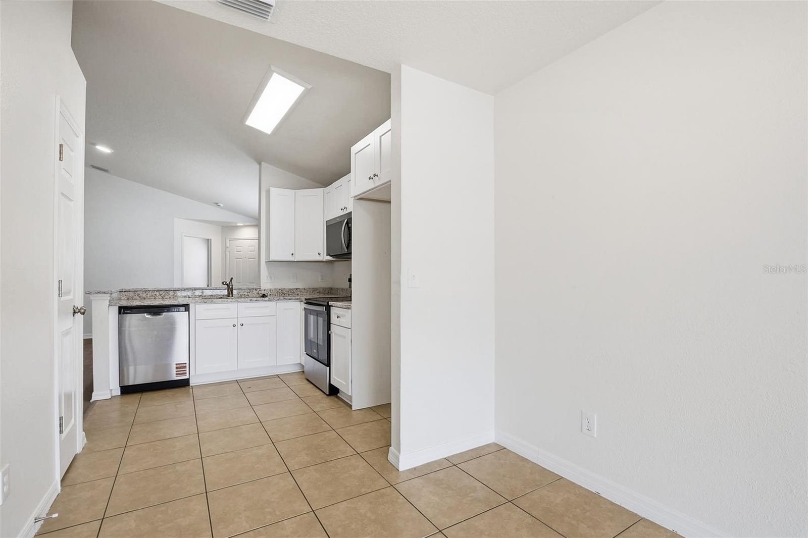 13137 CARROLLWOOD CREEK DR, TAMPA, FL, 33624