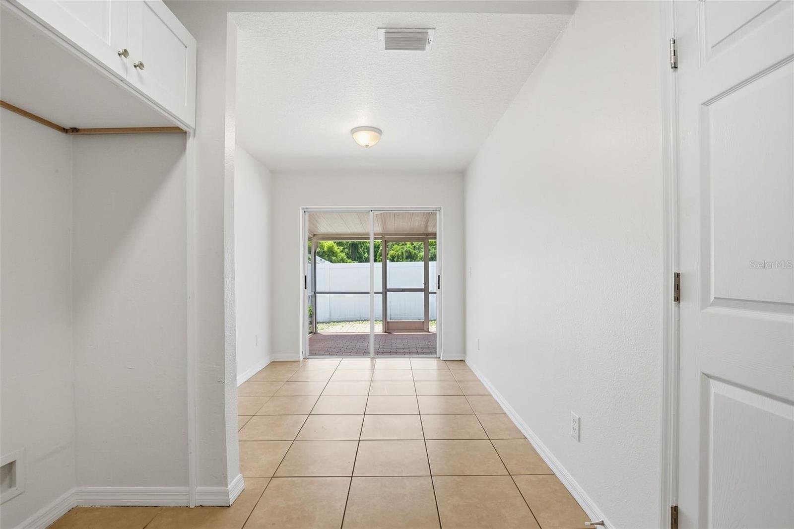 13137 CARROLLWOOD CREEK DR, TAMPA, FL, 33624