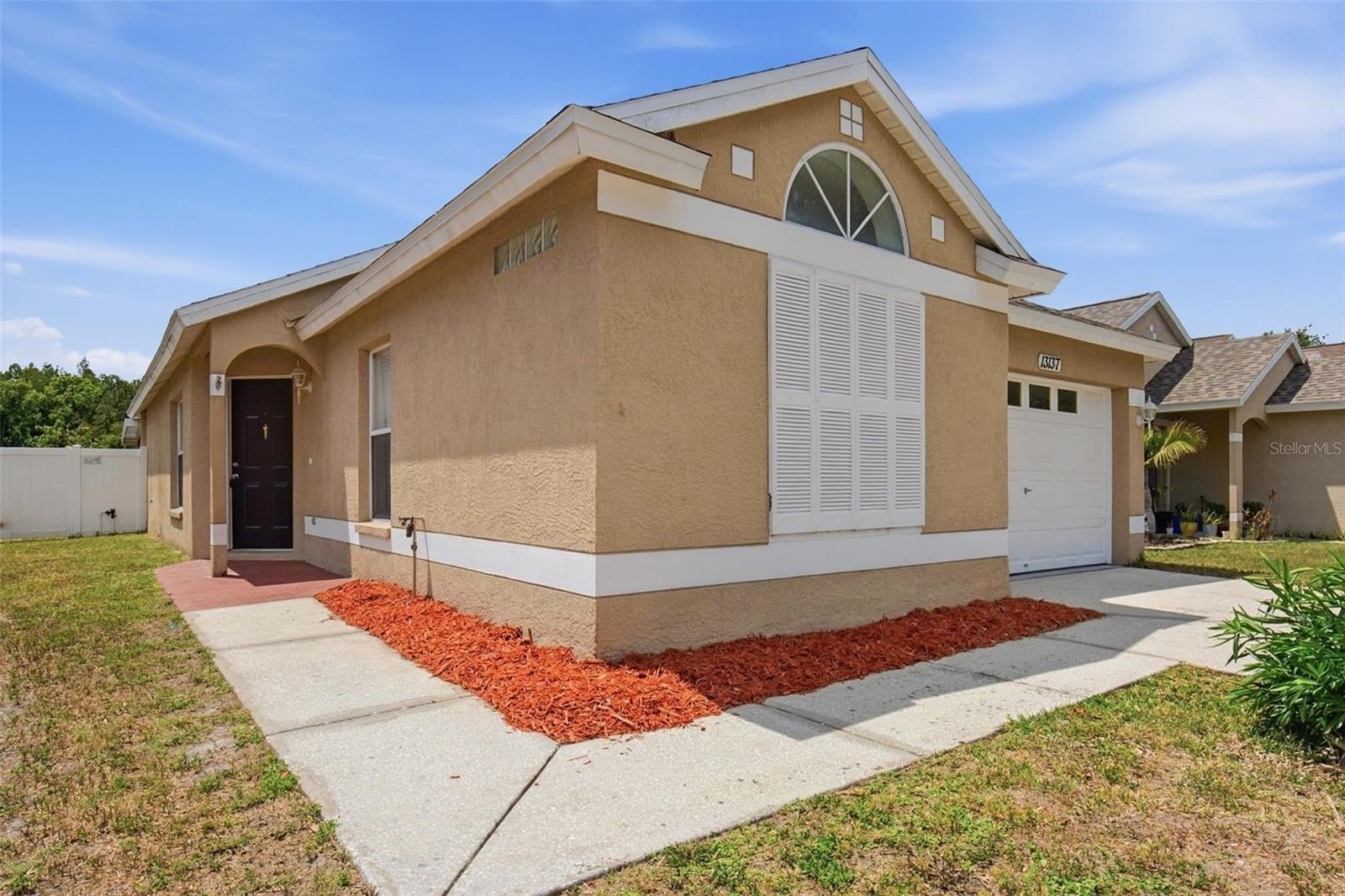13137 CARROLLWOOD CREEK DR, TAMPA, FL, 33624