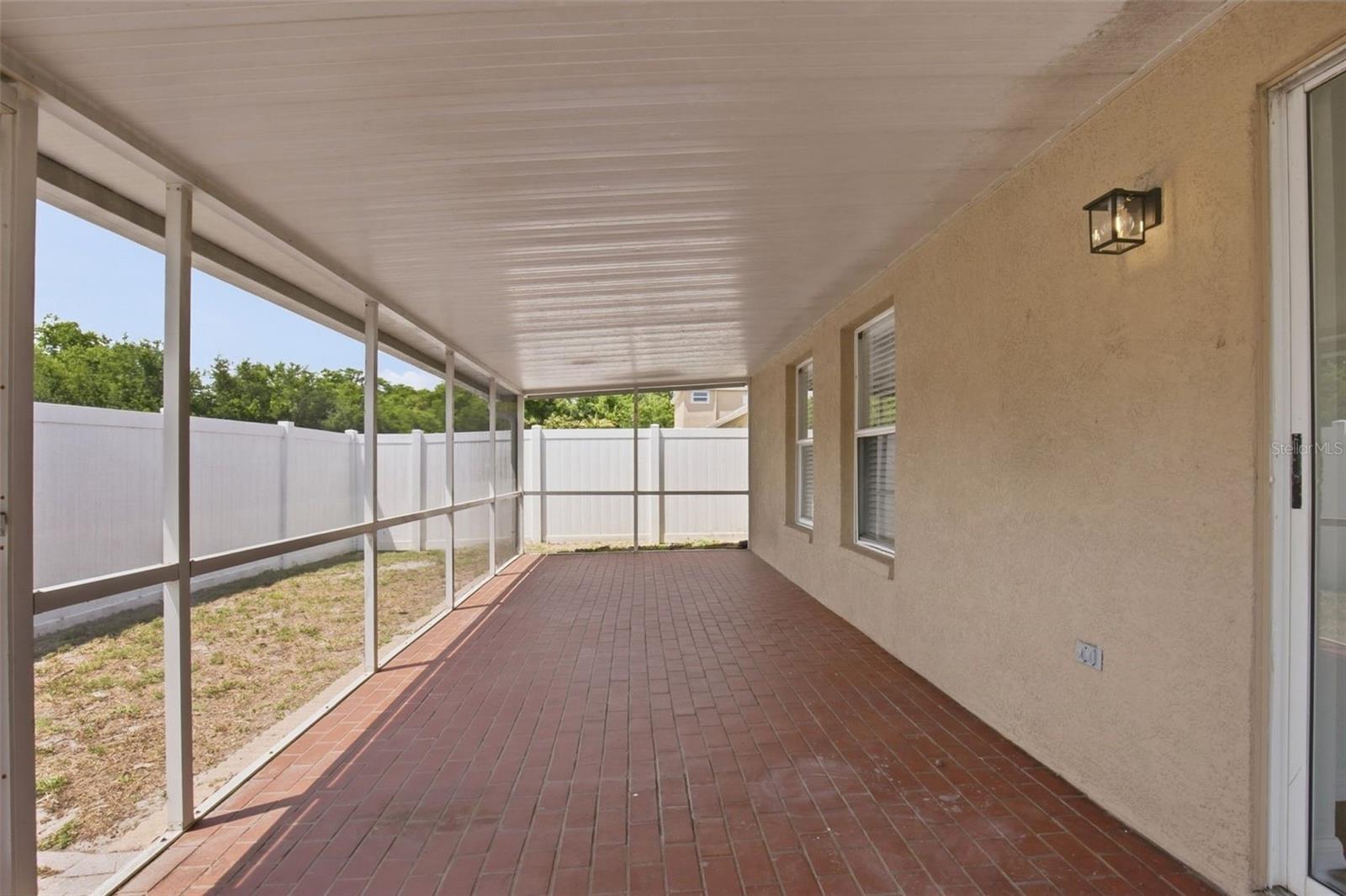 13137 CARROLLWOOD CREEK DR, TAMPA, FL, 33624