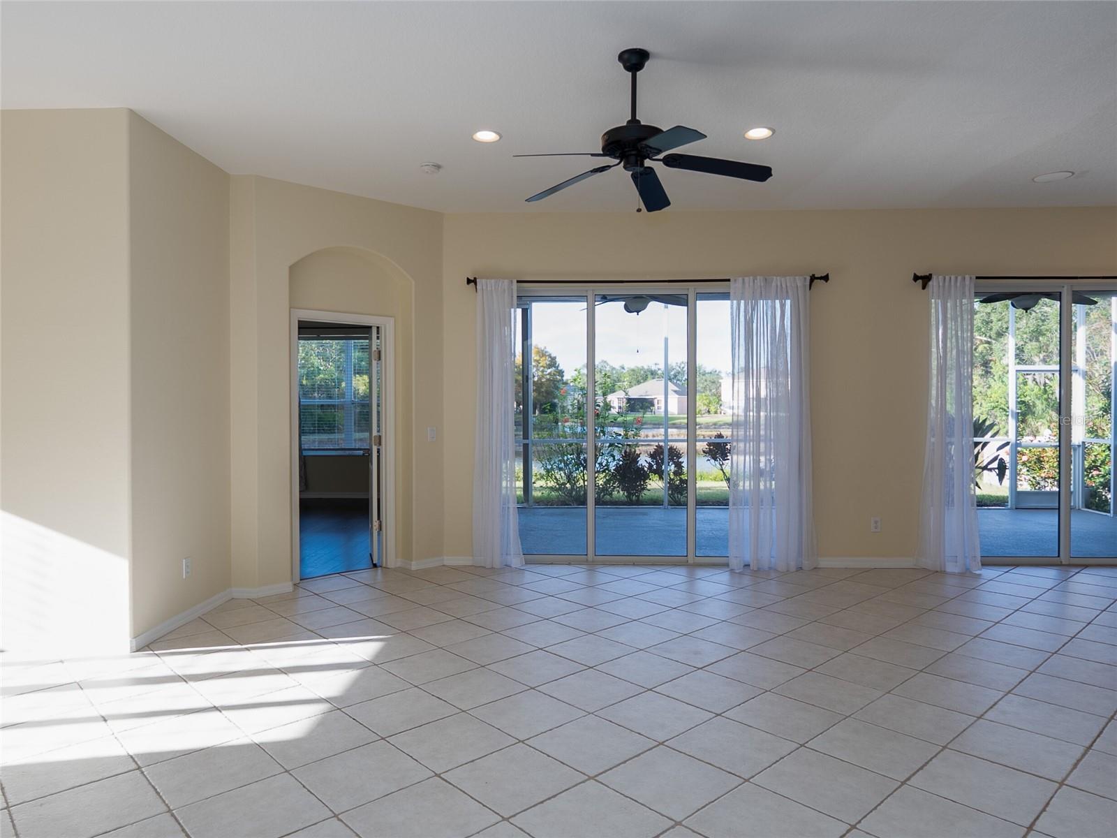 4103 61ST AVE E, BRADENTON, FL, 34203