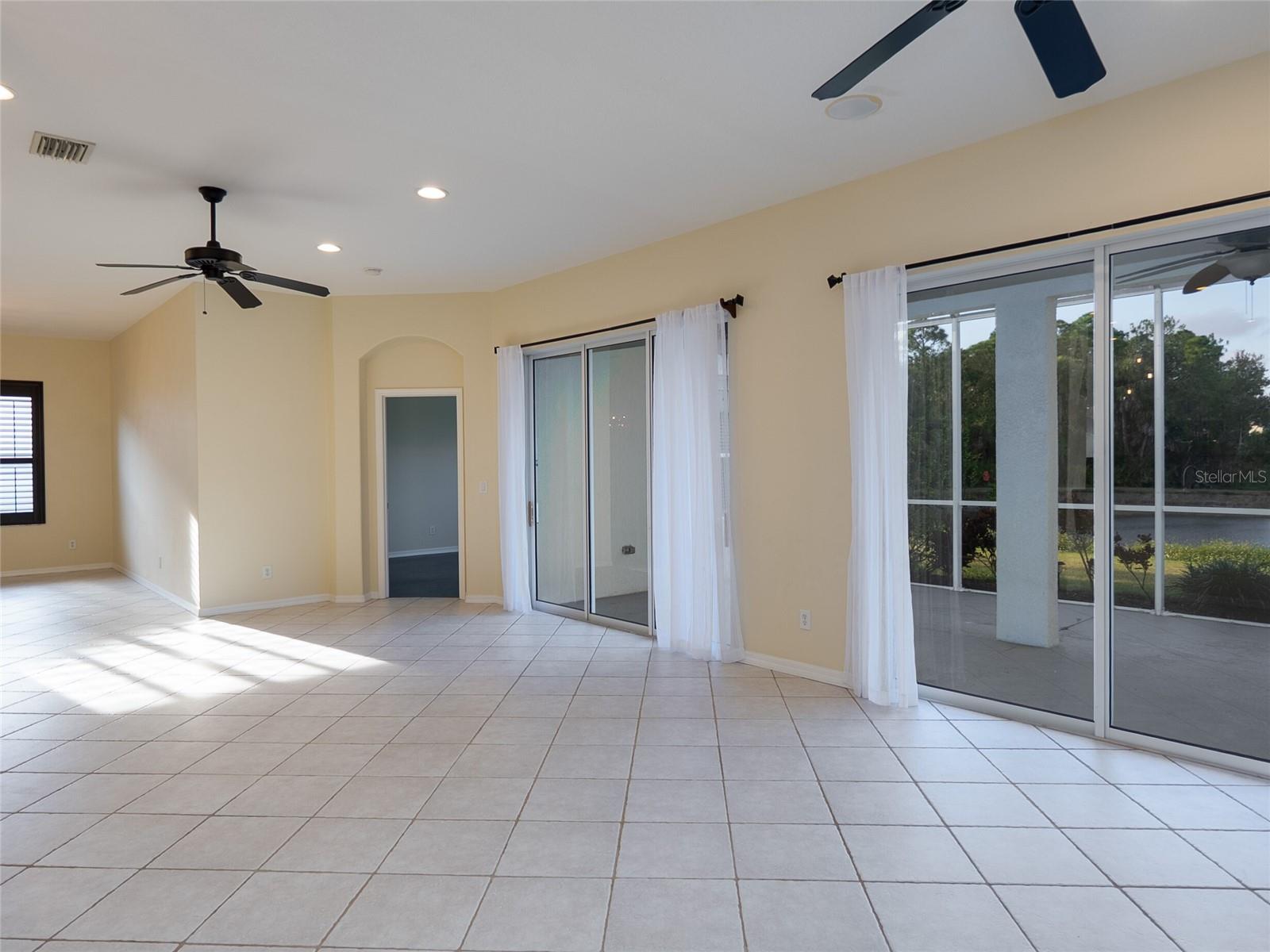 4103 61ST AVE E, BRADENTON, FL, 34203
