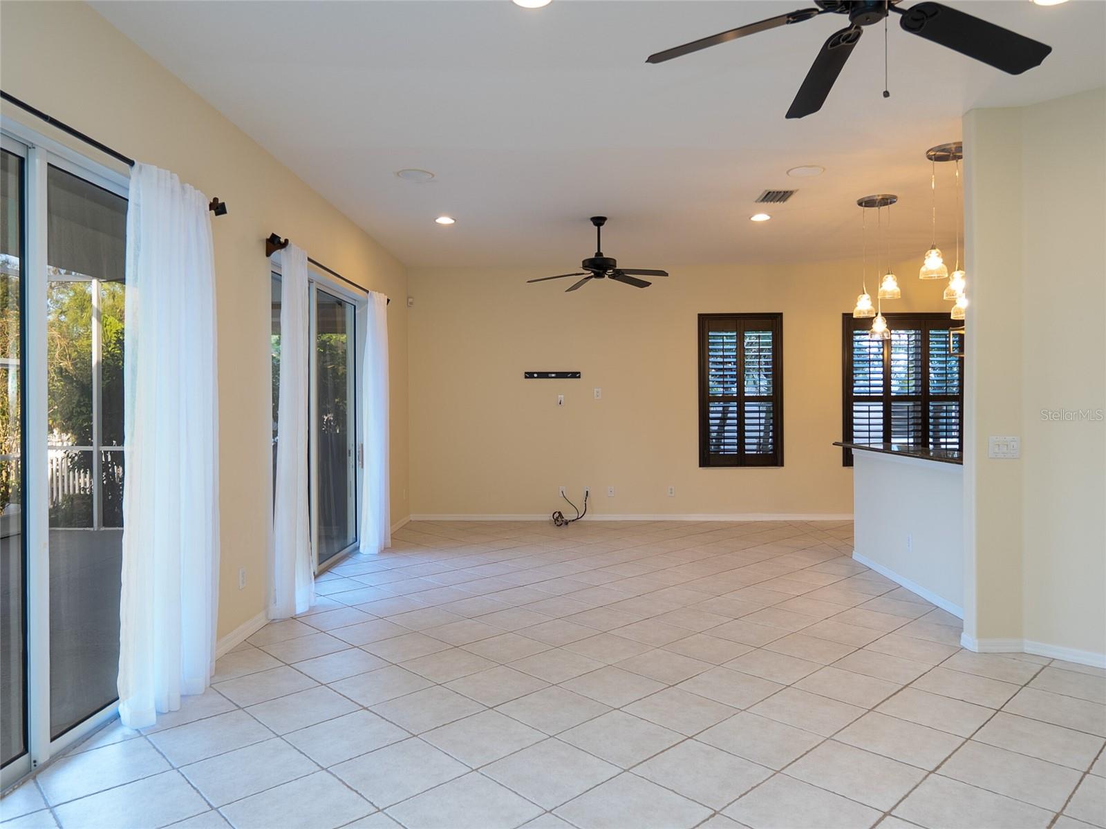 4103 61ST AVE E, BRADENTON, FL, 34203