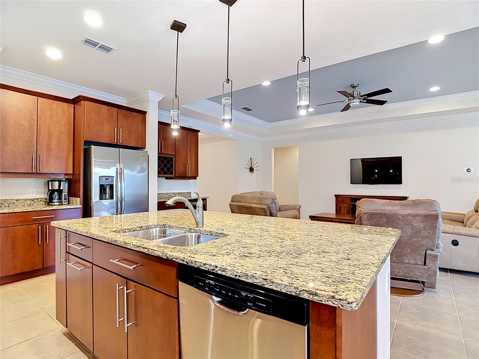686 IRVINE RANCH RD, POINCIANA, FL, 34759