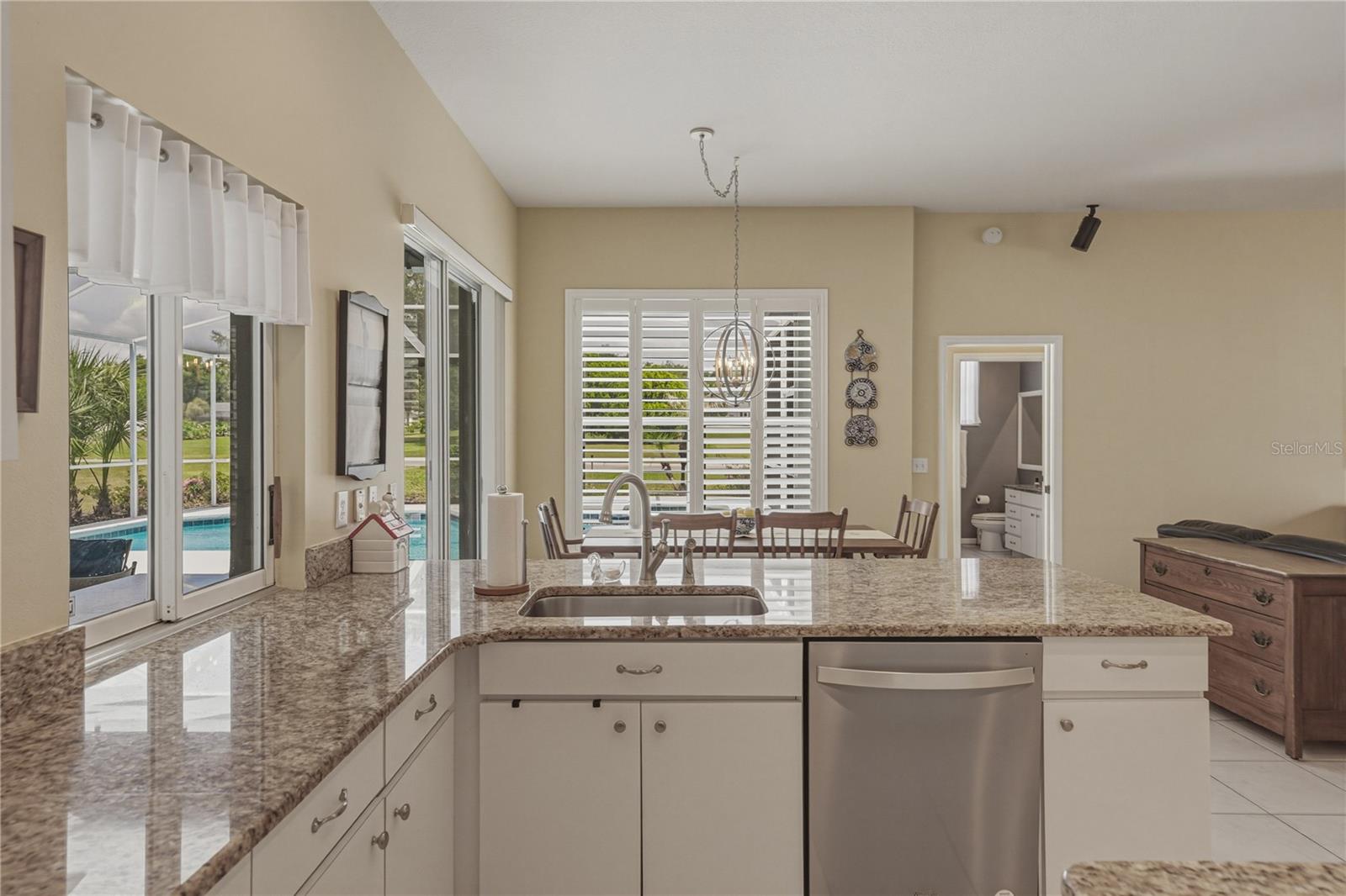 2624 CRESTFIELD DR, VALRICO, FL, 33596