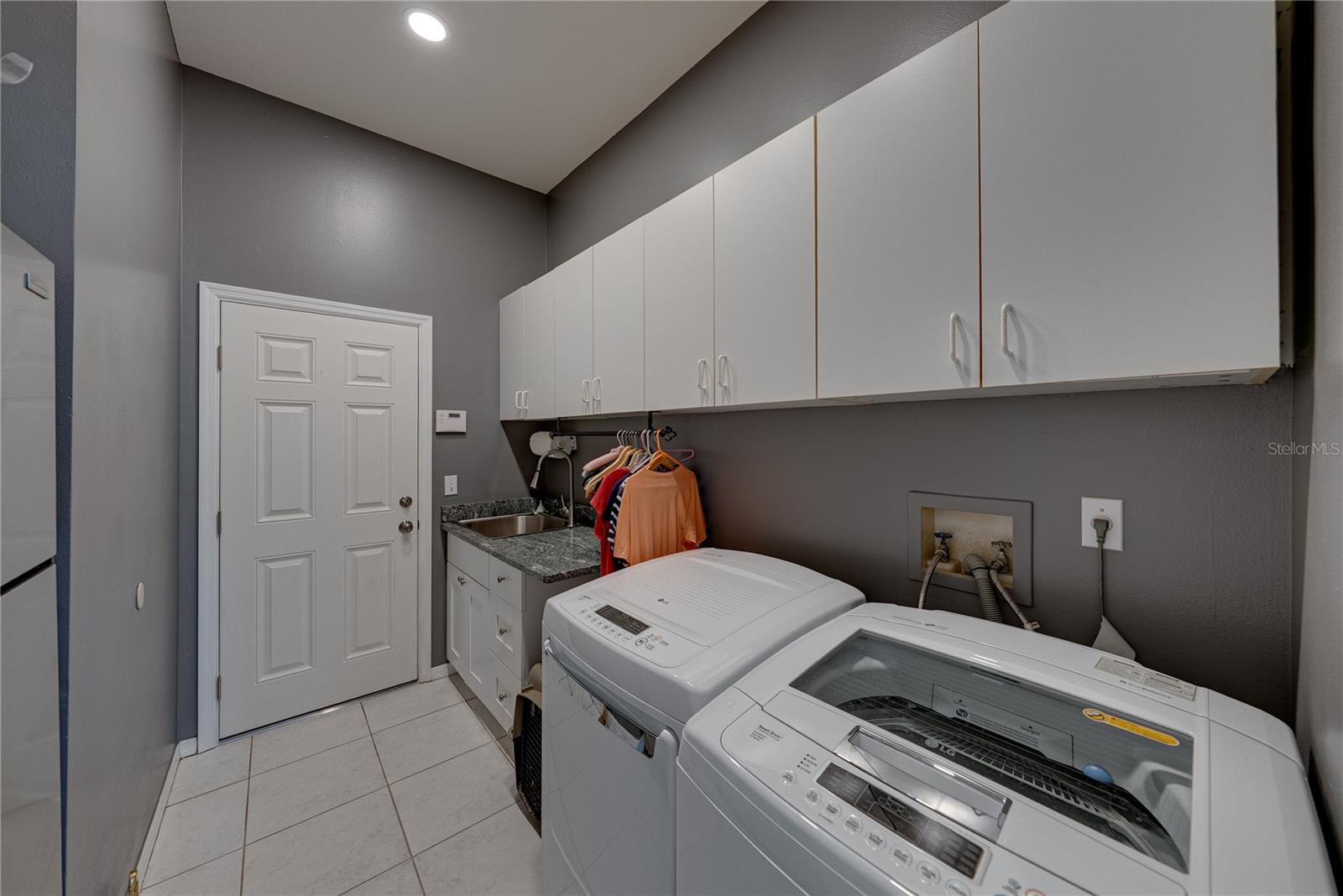 2624 CRESTFIELD DR, VALRICO, FL, 33596