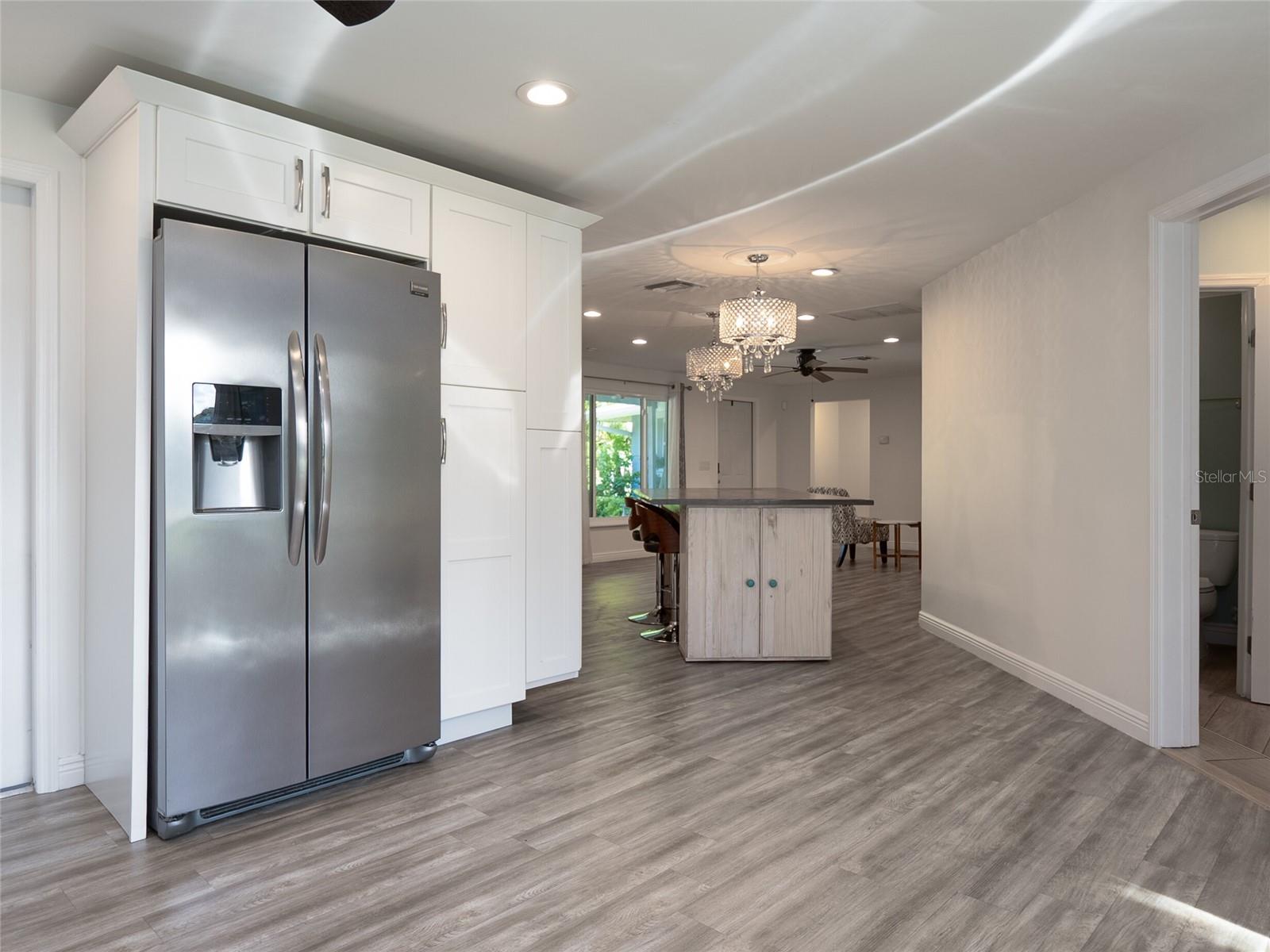 3140 BAY SHORE RD, SARASOTA, FL, 34234