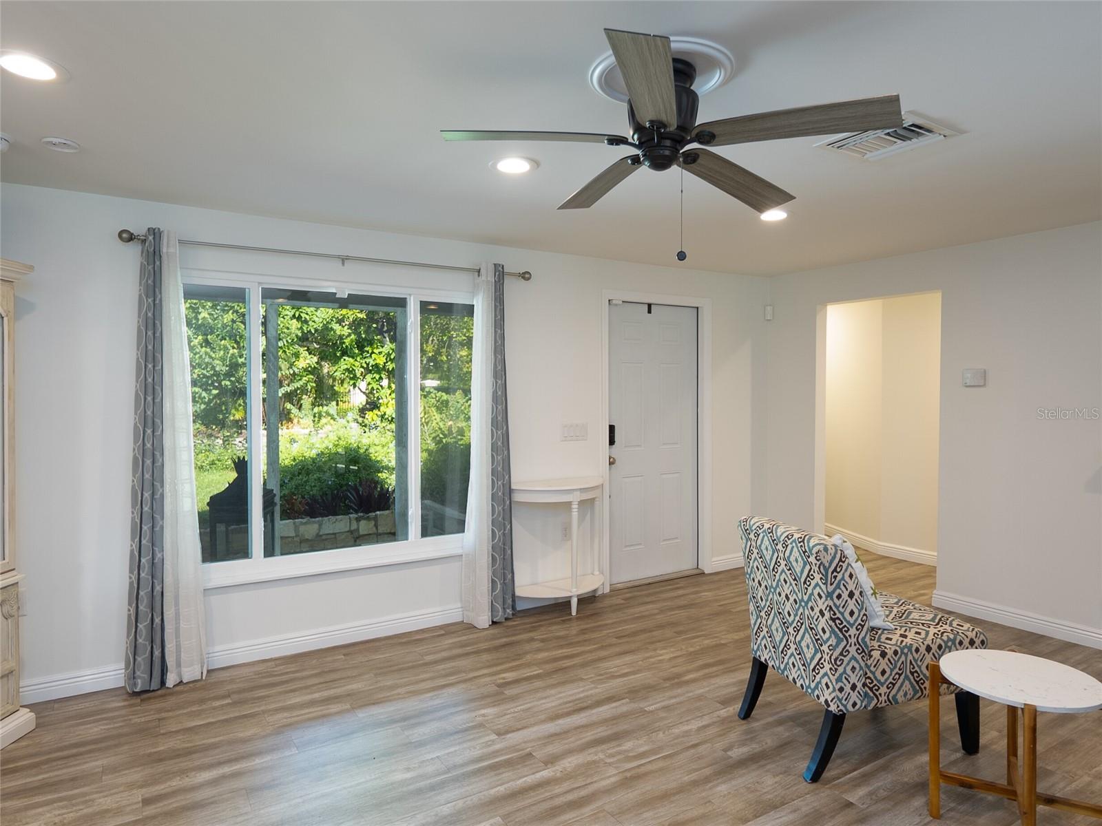 3140 BAY SHORE RD, SARASOTA, FL, 34234