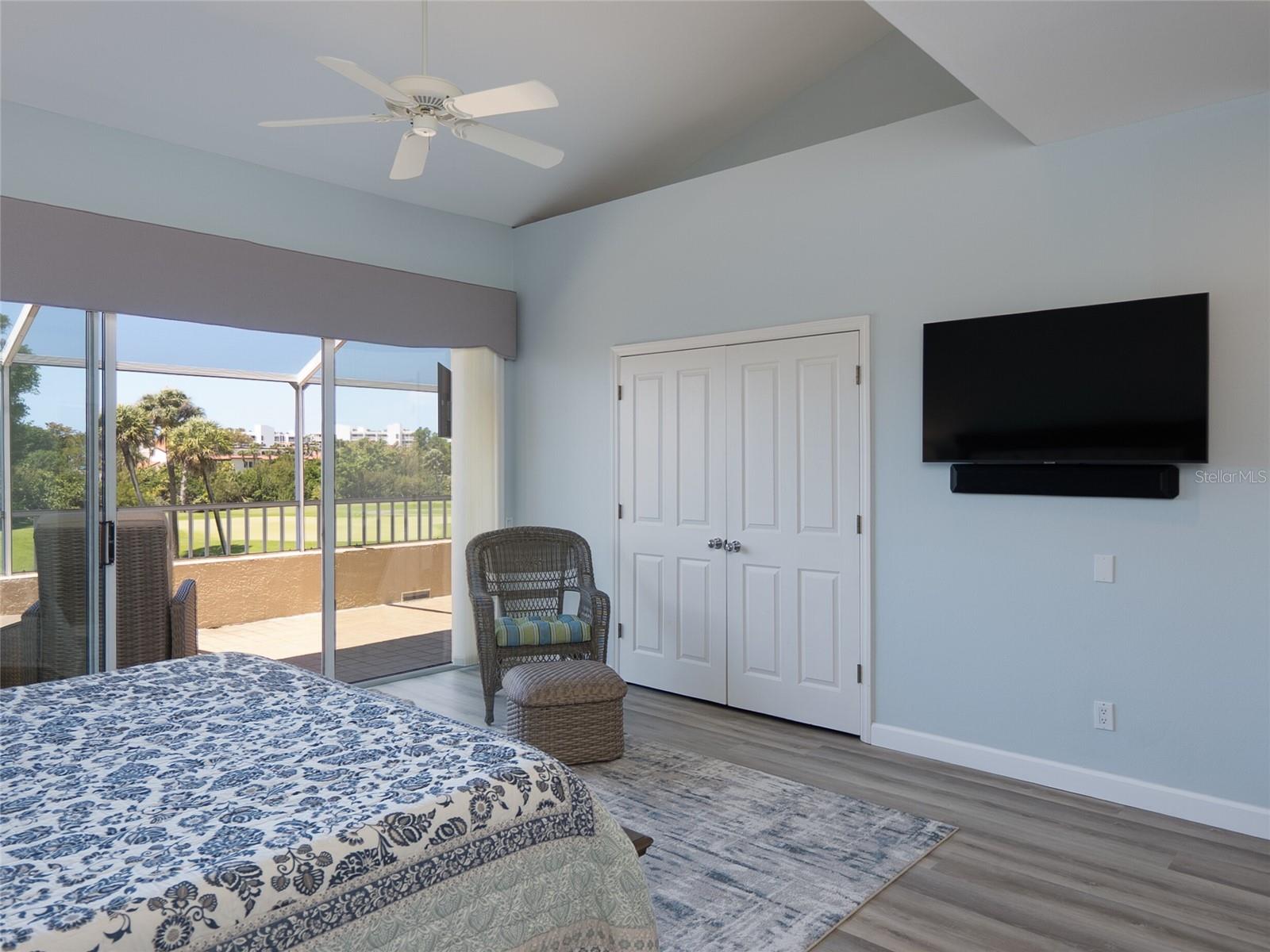 2013 HARBOUR LINKS DR #2013, LONGBOAT KEY, FL, 34228