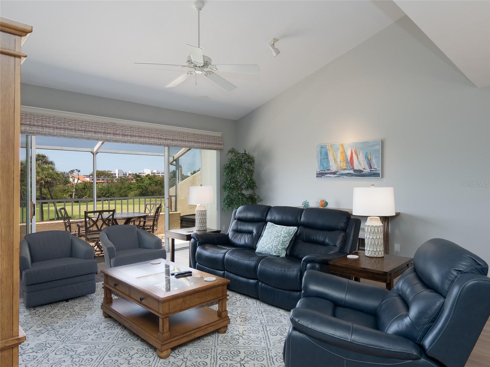 2013 HARBOUR LINKS DR #2013, LONGBOAT KEY, FL, 34228
