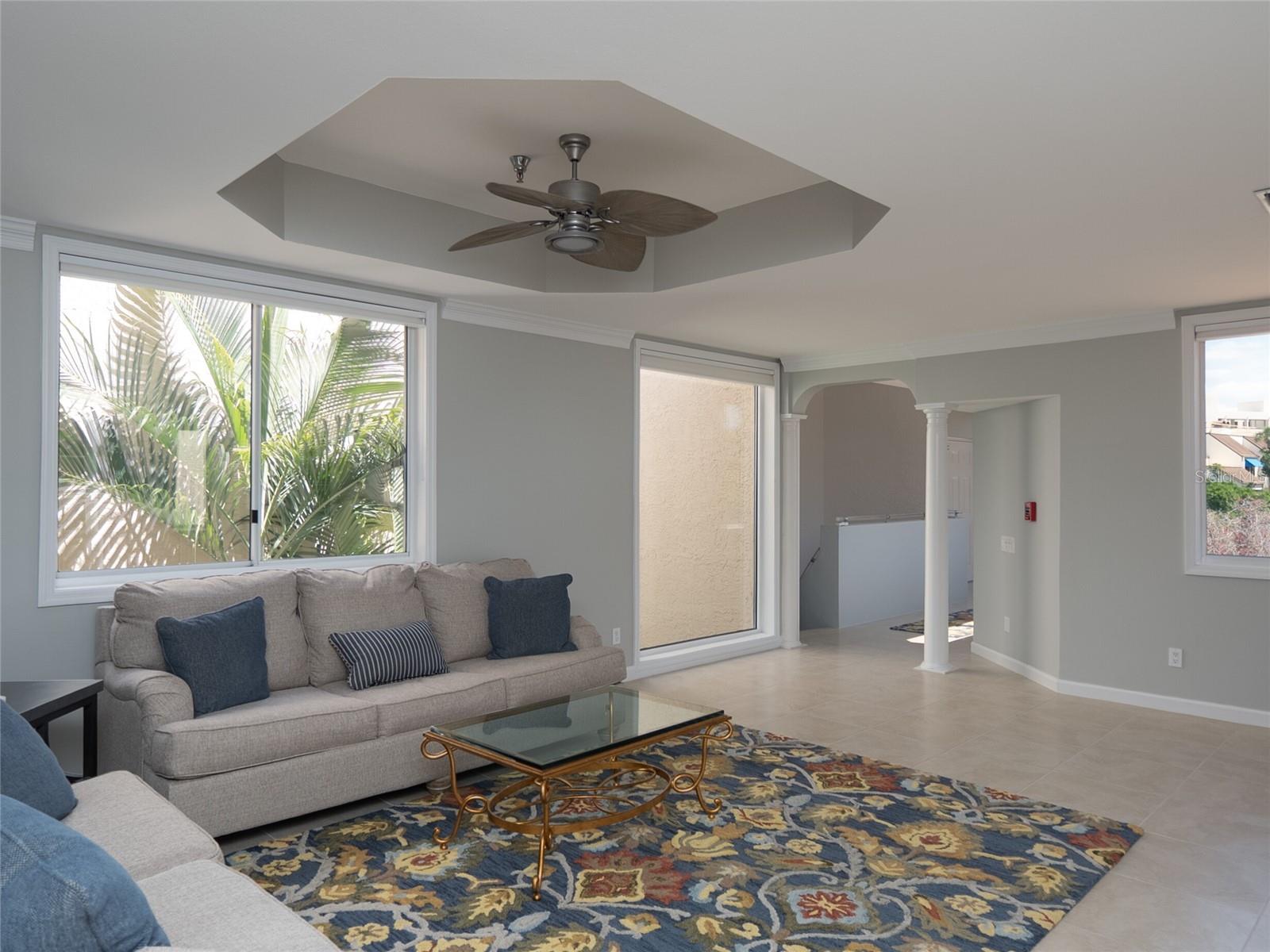 2013 HARBOUR LINKS DR #2013, LONGBOAT KEY, FL, 34228