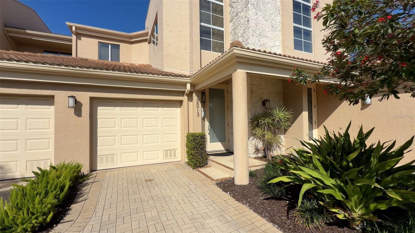 2013 HARBOUR LINKS DR #2013, LONGBOAT KEY, FL, 34228