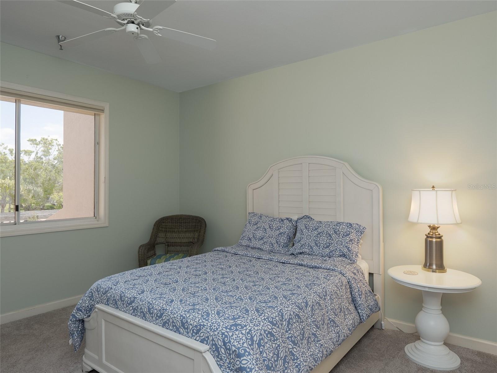 2013 HARBOUR LINKS DR #2013, LONGBOAT KEY, FL, 34228