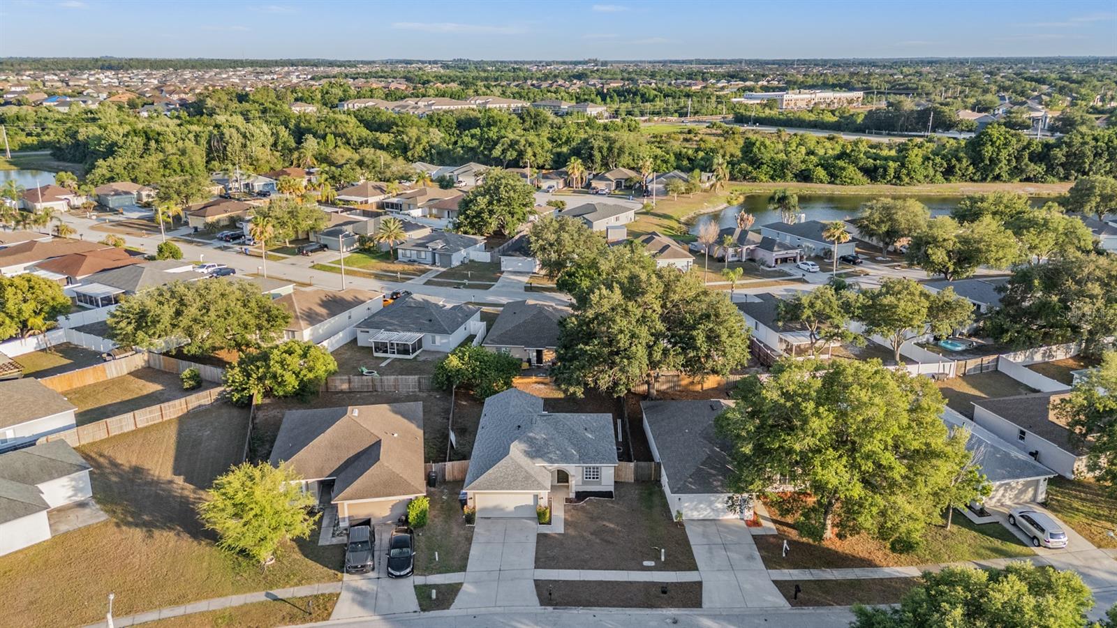 12121 FELDWOOD CREEK LN, RIVERVIEW, FL, 33569