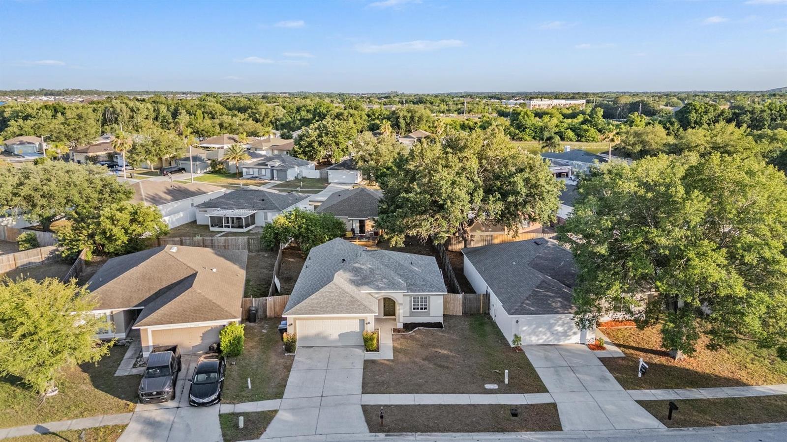 12121 FELDWOOD CREEK LN, RIVERVIEW, FL, 33569