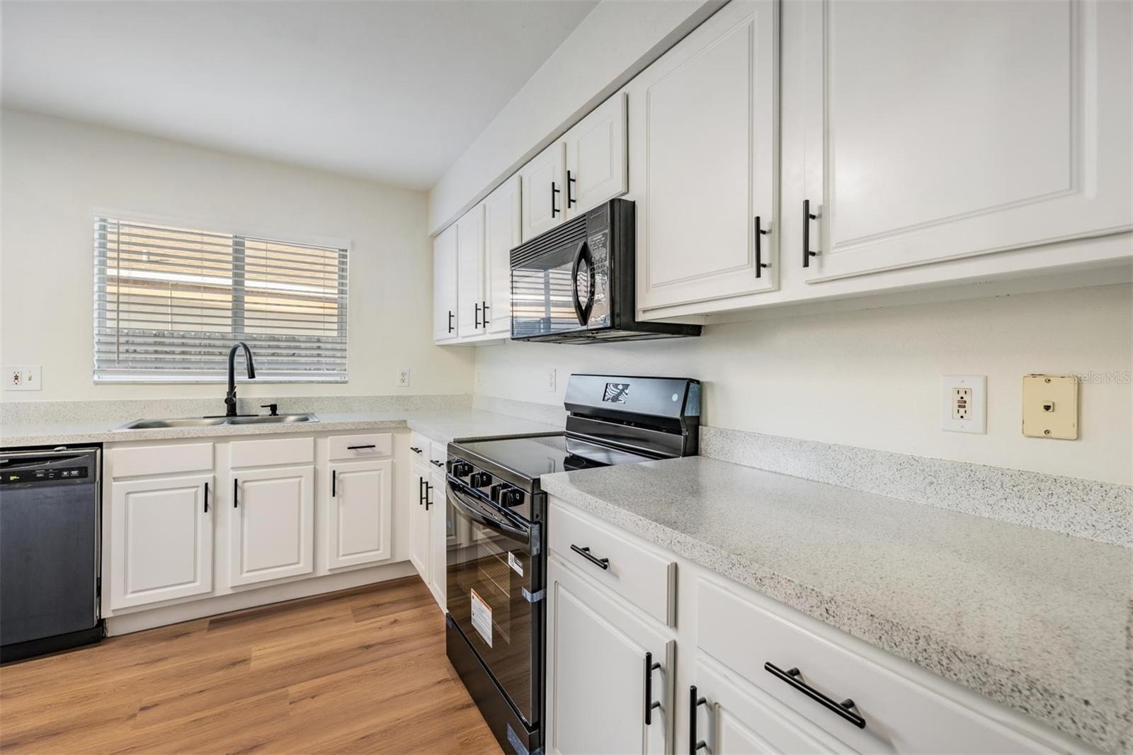 12121 FELDWOOD CREEK LN, RIVERVIEW, FL, 33569