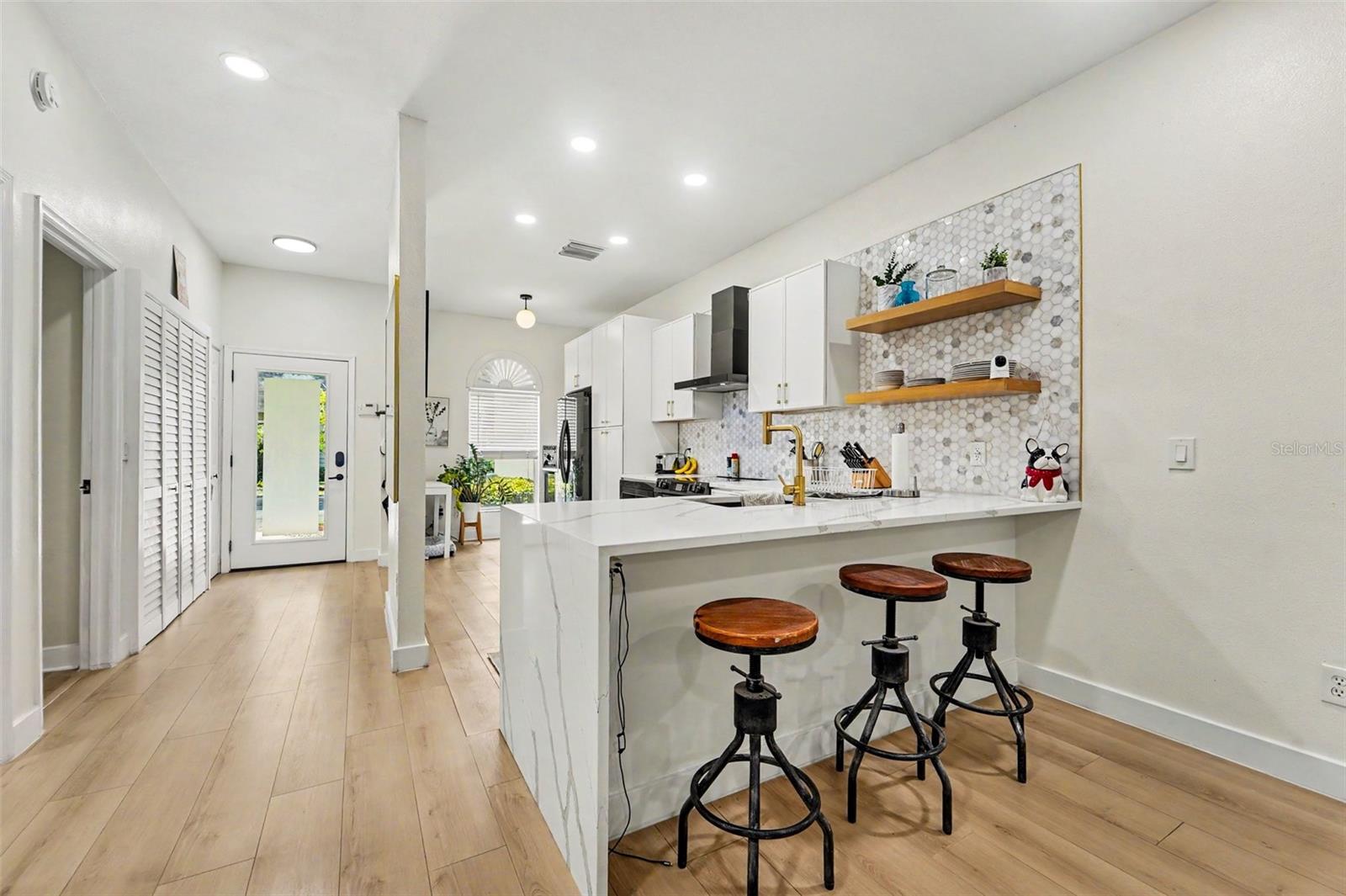 2511 W TEXAS AVE #B, TAMPA, FL, 33629