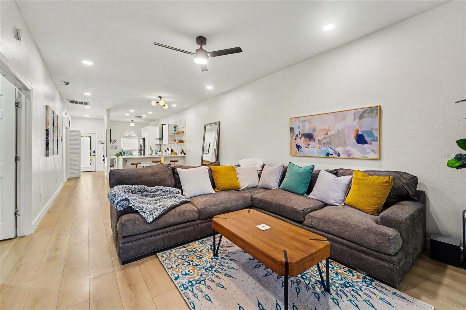 2511 W TEXAS AVE #B, TAMPA, FL, 33629